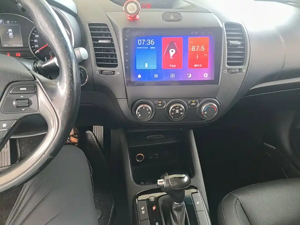 Kia K3 — миниатюра 13