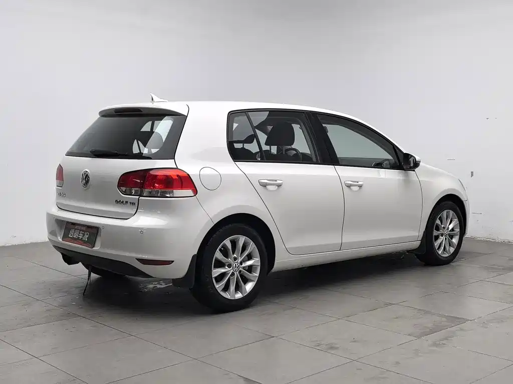 Volkswagen Golf — миниатюра 2