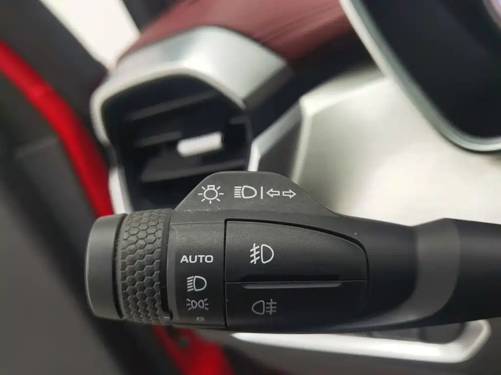 Geely Binyue — миниатюра 21