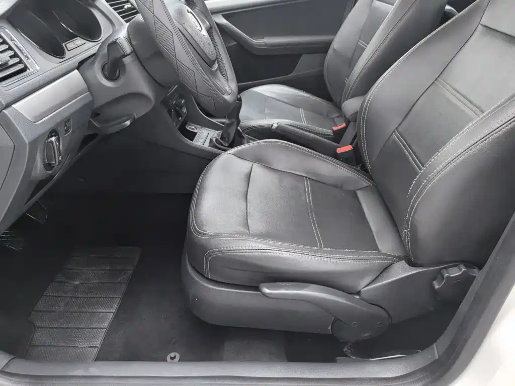 Volkswagen Lavida — миниатюра 20