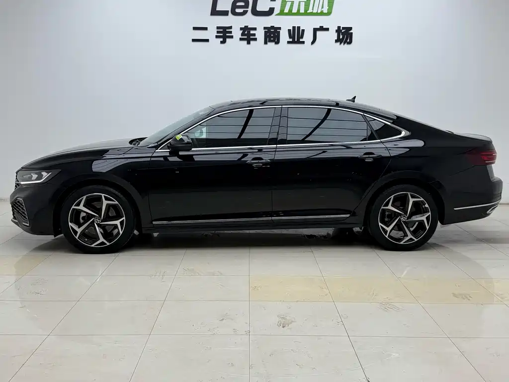 Volkswagen Passat — миниатюра 4
