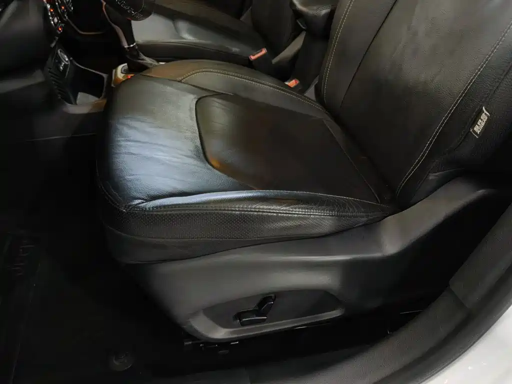 Jeep Renegade — миниатюра 20