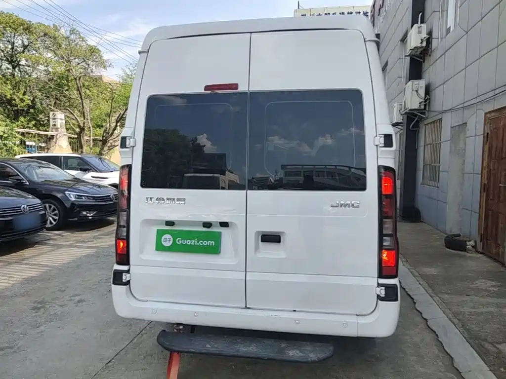 JMC JMC Fushun — миниатюра 6