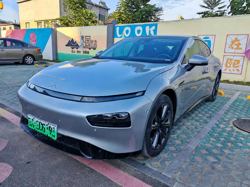 XPeng P7