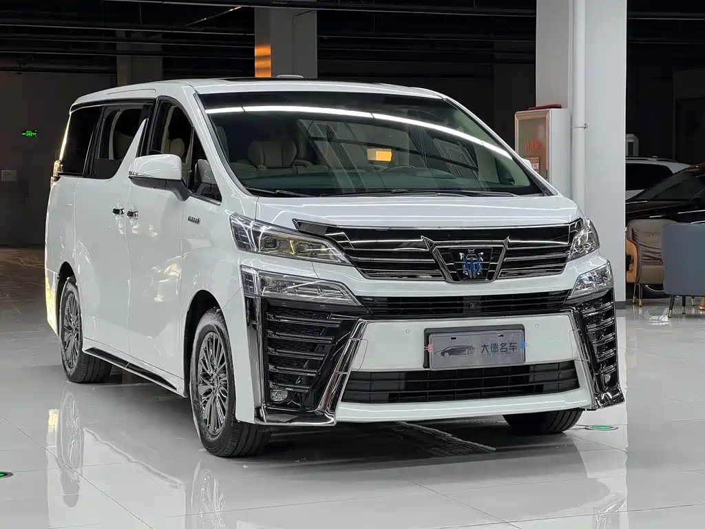 Toyota Vellfire — миниатюра 3
