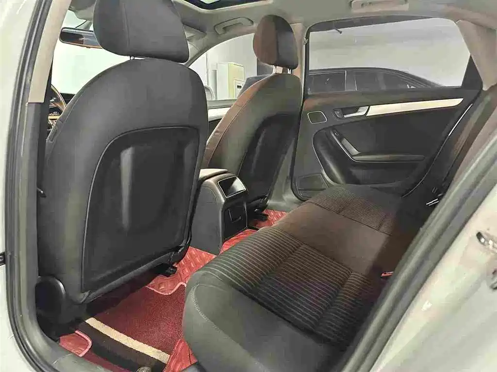 Audi A4L — миниатюра 14