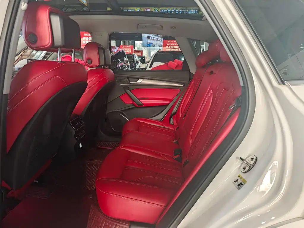 Audi Q5L — миниатюра 11