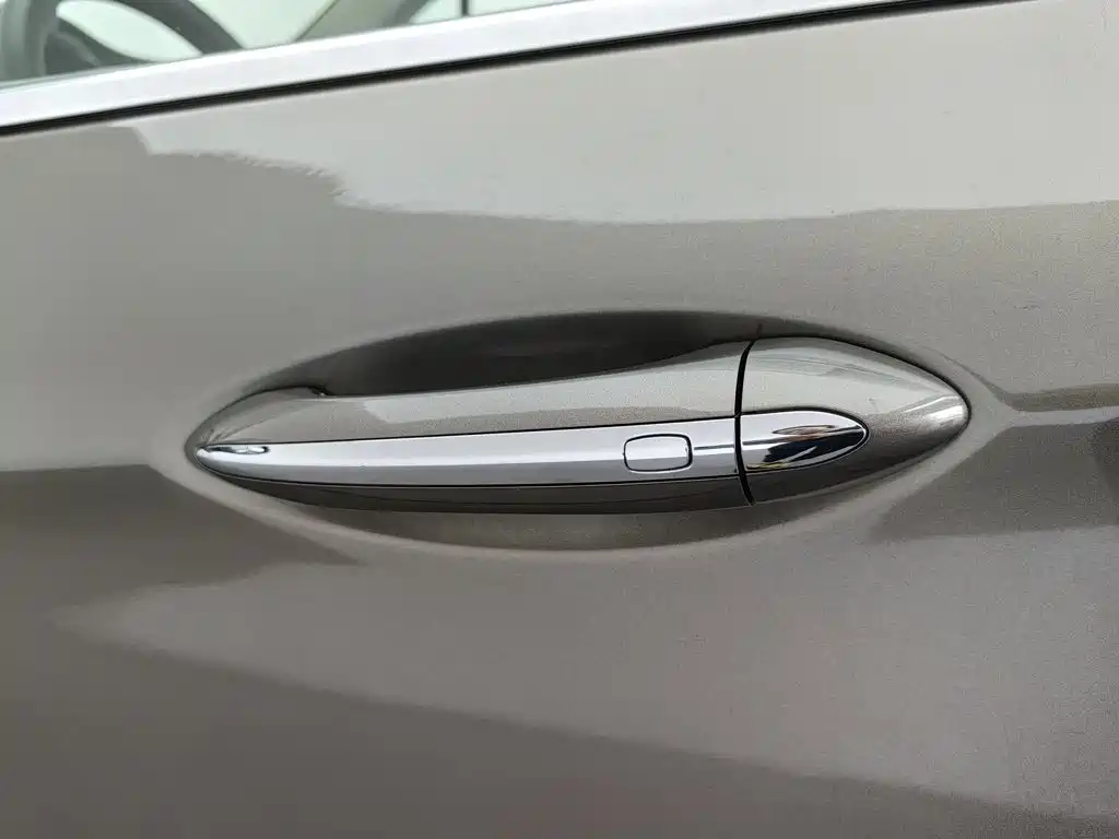 Buick Envision Plus — миниатюра 18