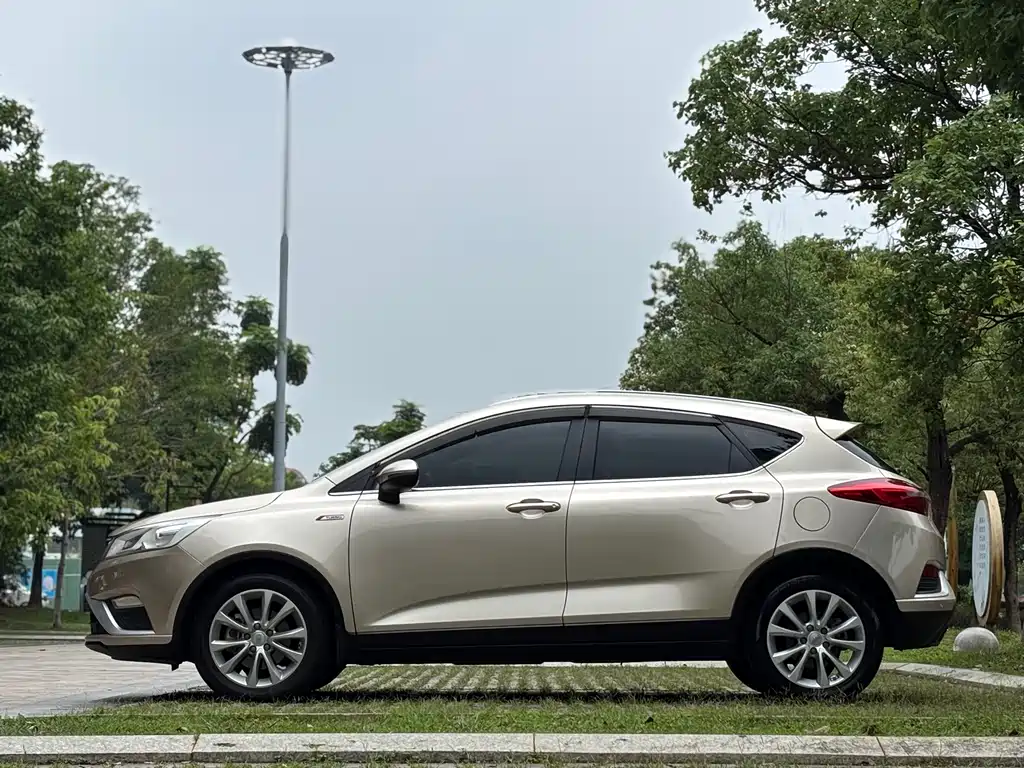 Geely Emgrand GS — миниатюра 5