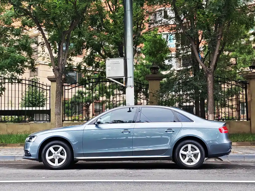 Audi A4L — миниатюра 3