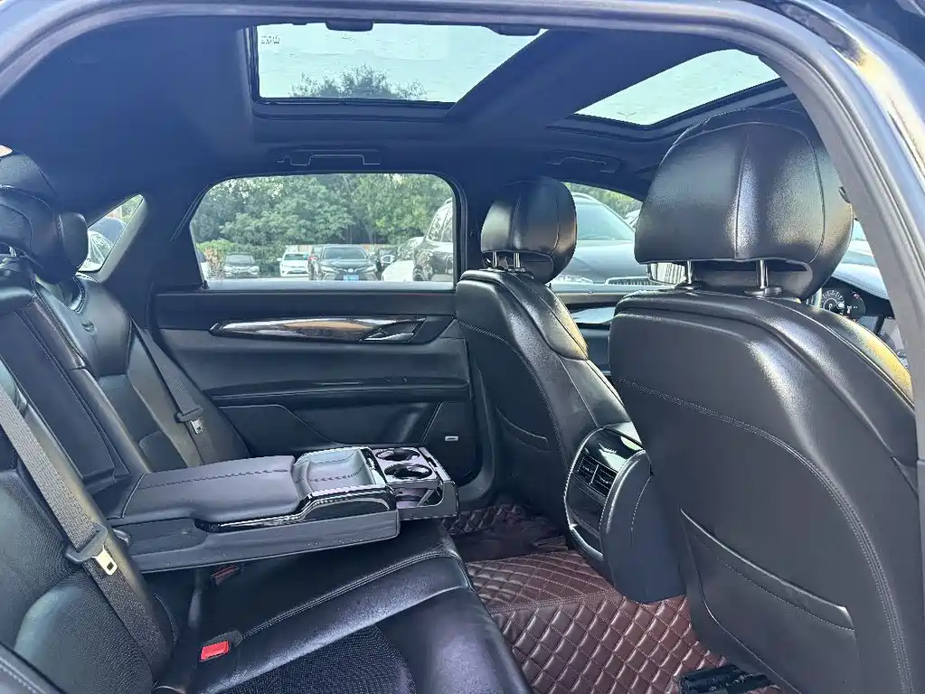 Cadillac CT6 — миниатюра 9