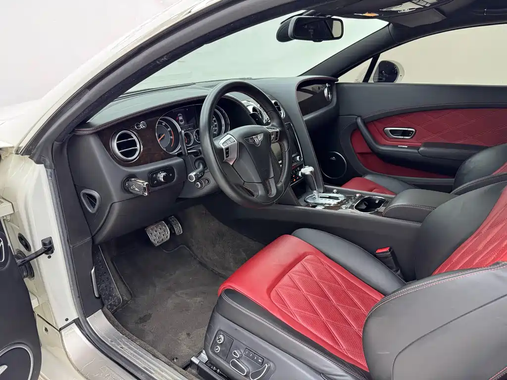 Bentley Continental — миниатюра 8