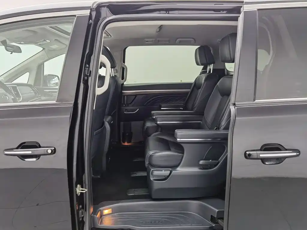 GAC Motor Trumpchi M8 — миниатюра 15