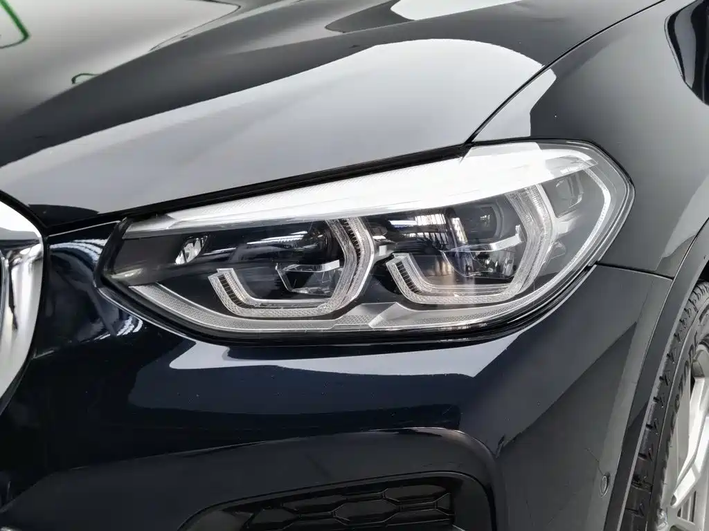 BMW X3 — миниатюра 7