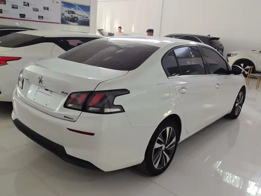 Peugeot 408 — миниатюра 3