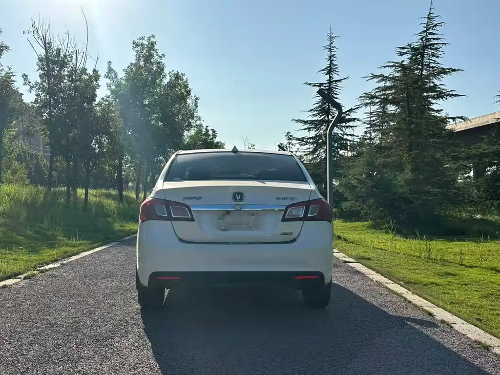 Changan V5 — миниатюра 8