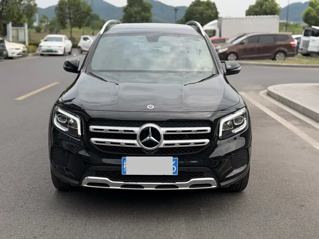 Mercedes-Benz GLB — миниатюра 2