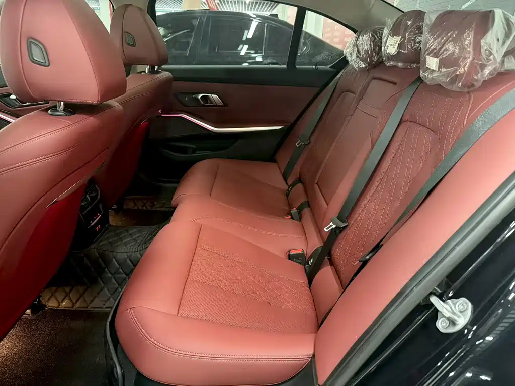 BMW 3 Series — миниатюра 8