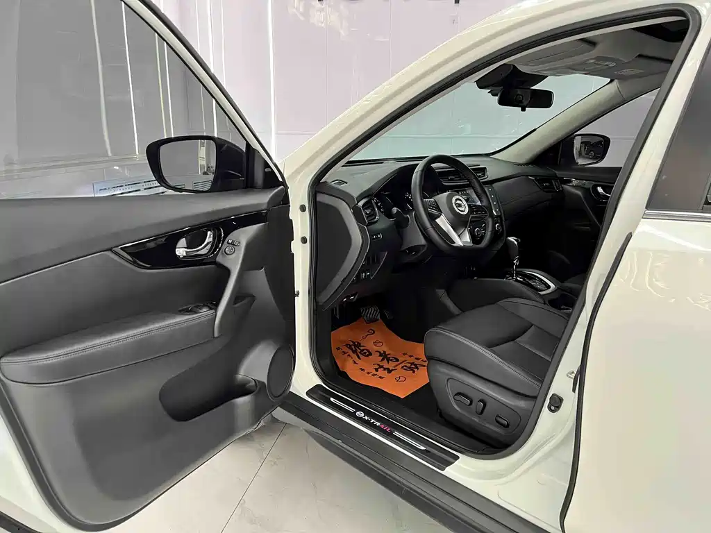 Nissan X-Trail — миниатюра 7
