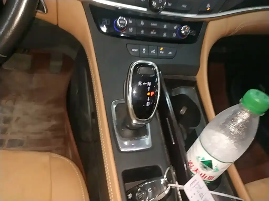 Buick LaCrosse — миниатюра 14