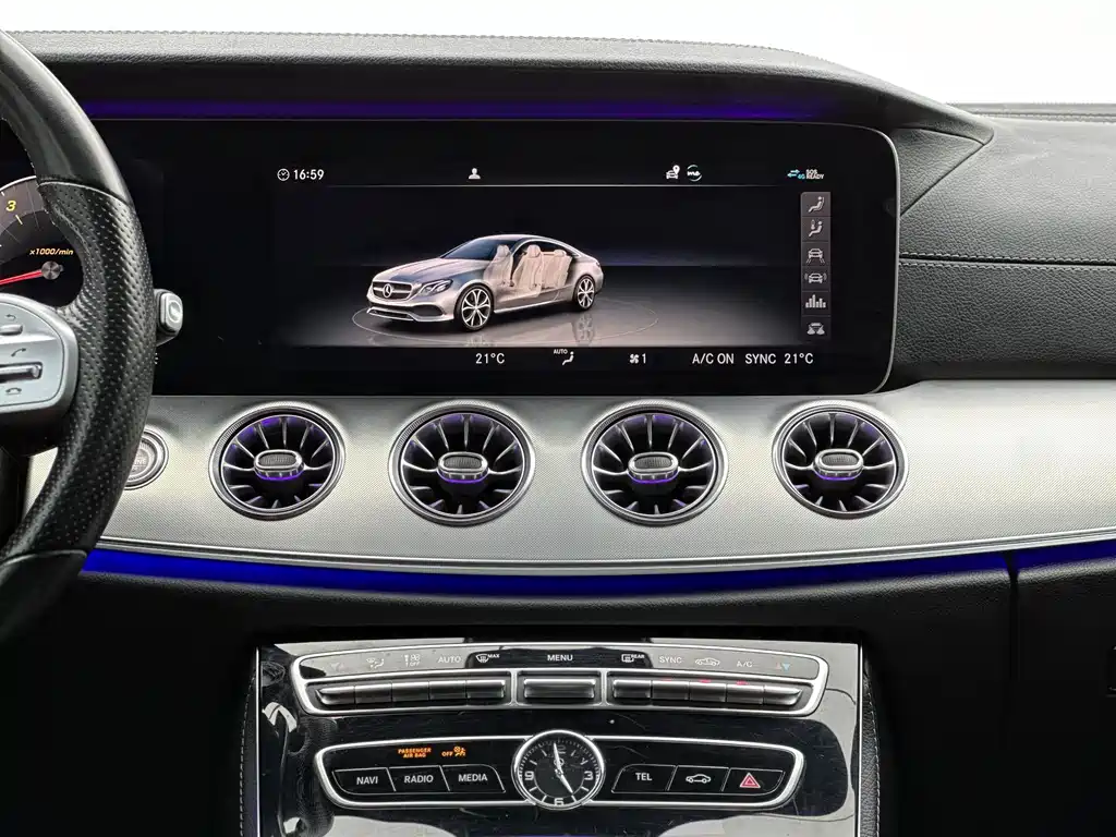 Mercedes-Benz E-Class (Import) — миниатюра 5