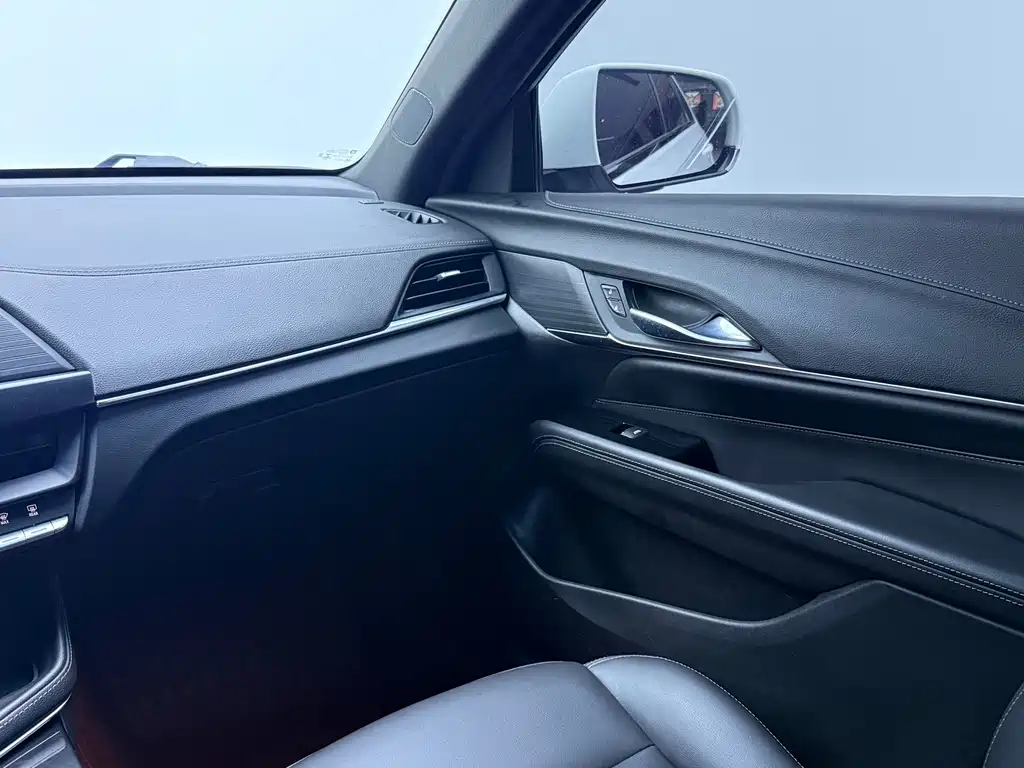 Cadillac CT4 — миниатюра 24
