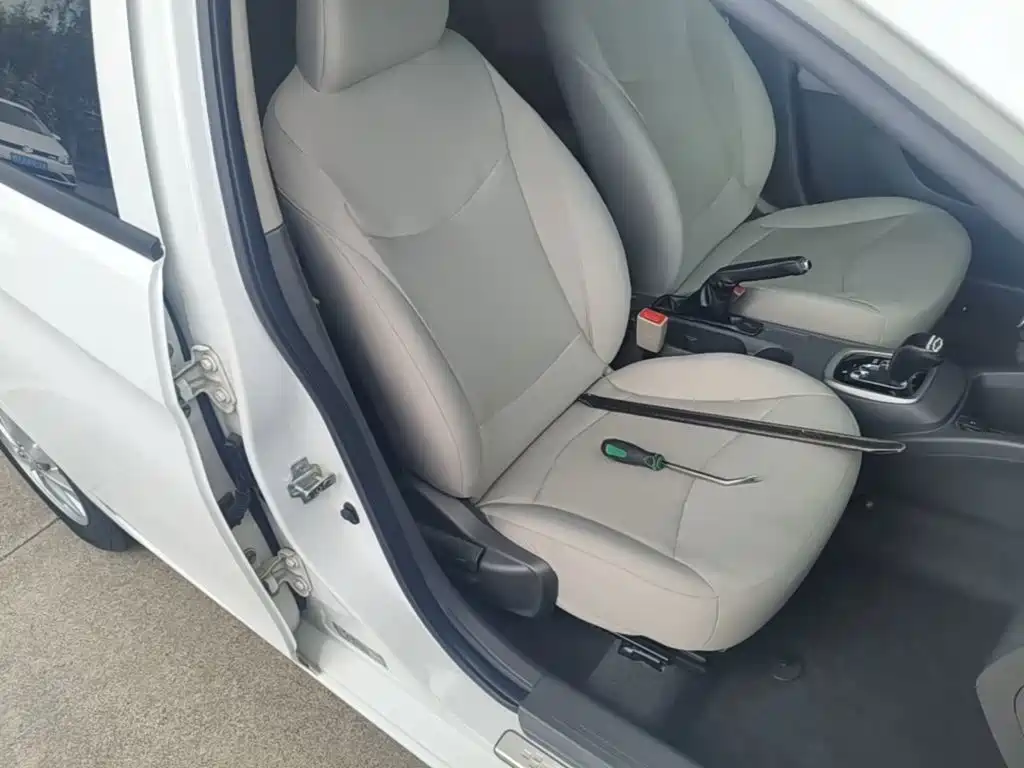 Chevrolet Sail — миниатюра 25