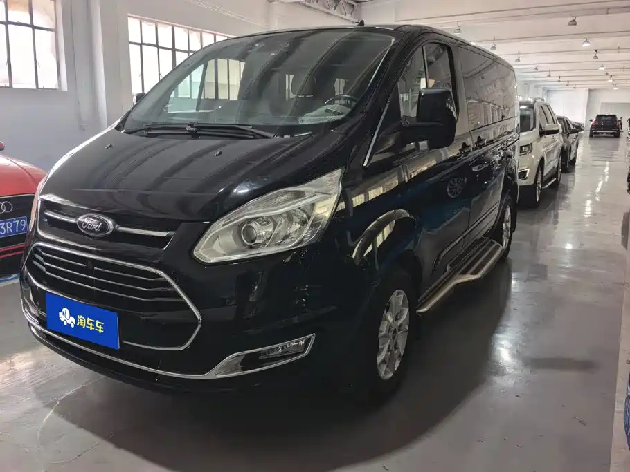Ford Tourneo