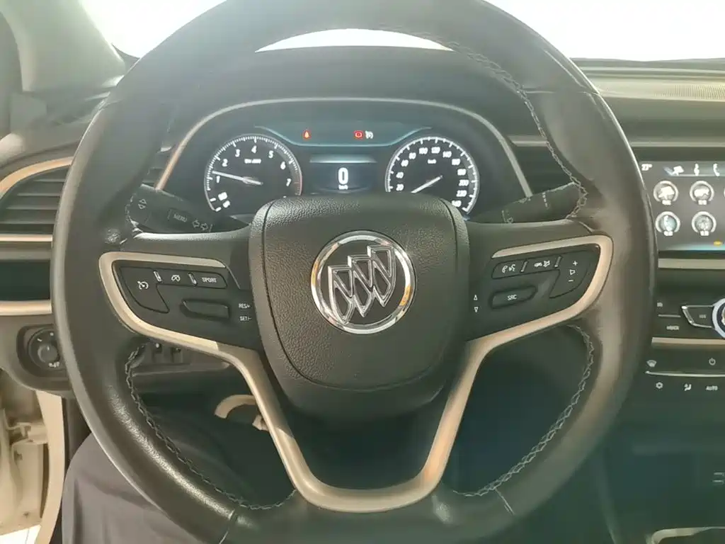 Buick Excelle — миниатюра 11