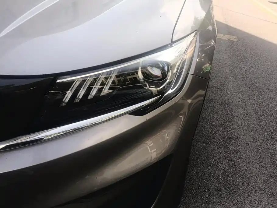 Geely Jia Ji — миниатюра 5