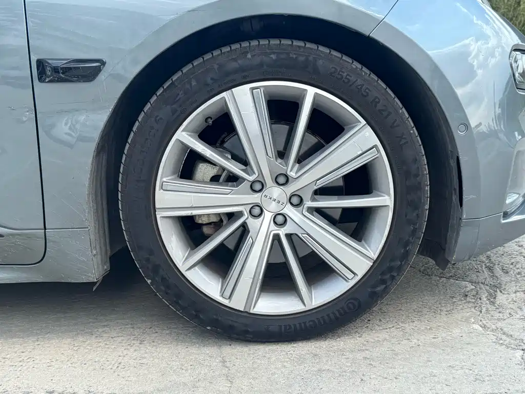 ZEEKR EXTREME KRYPTON 001