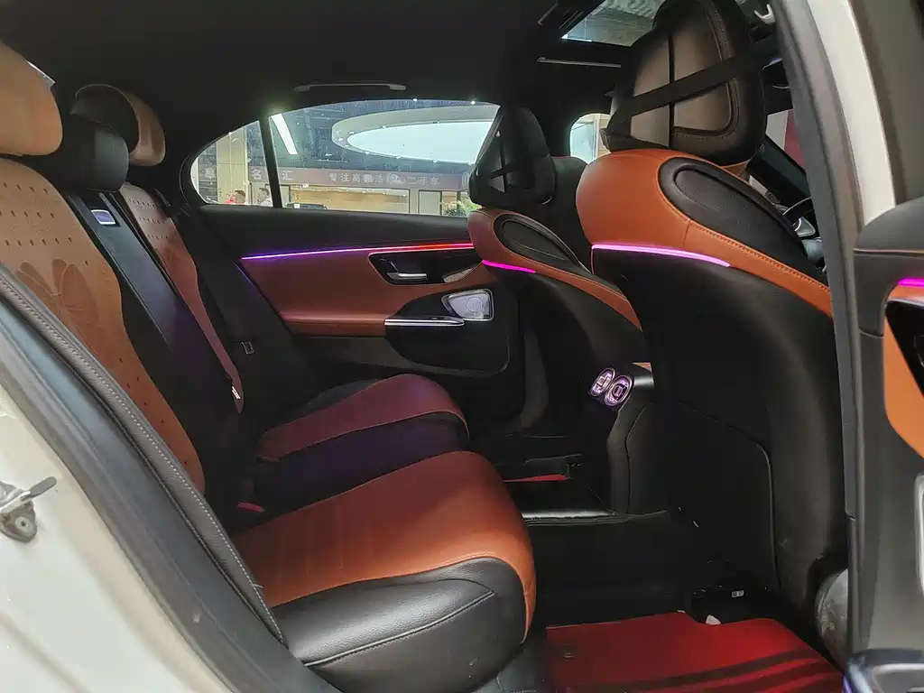 Mercedes-Benz C-Class — миниатюра 19