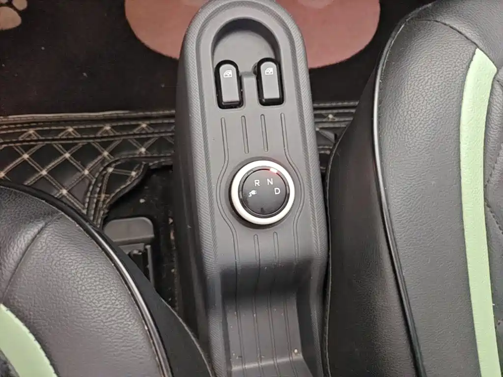 Wuling MINIEV — миниатюра 14