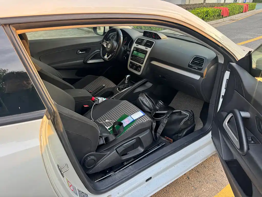 Volkswagen Scirocco — миниатюра 7