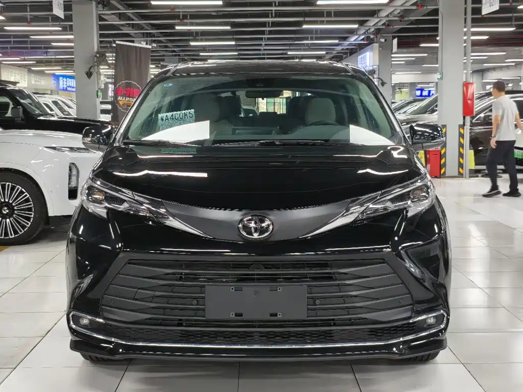 Toyota Sienna 2026 2.5L Comfort