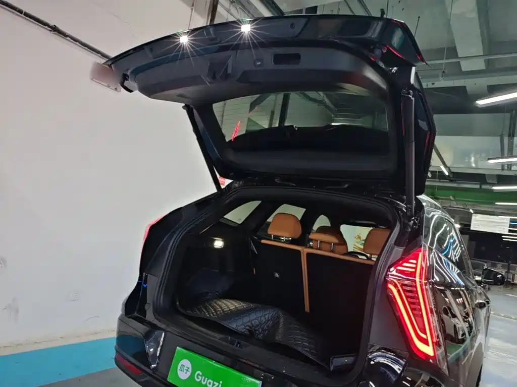 Geely Boyue L — миниатюра 19
