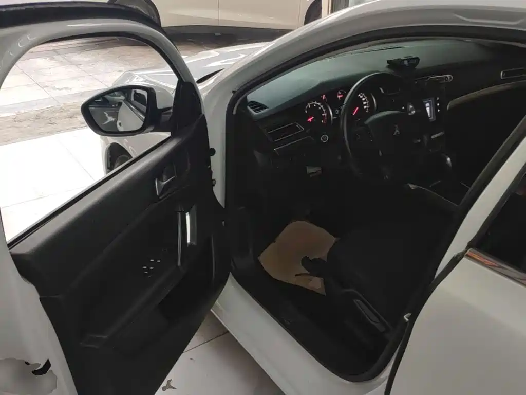 Peugeot 408 — миниатюра 16