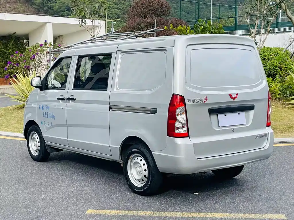 WULING WULING RONGGUANG S