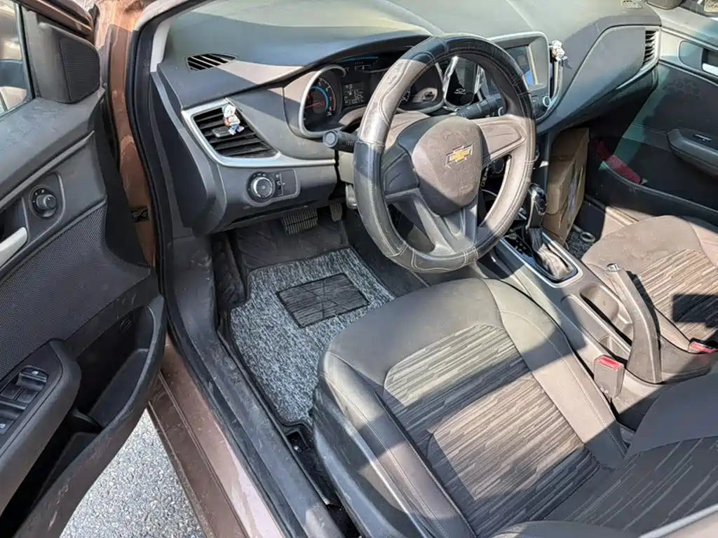 Chevrolet Cavalier — миниатюра 13