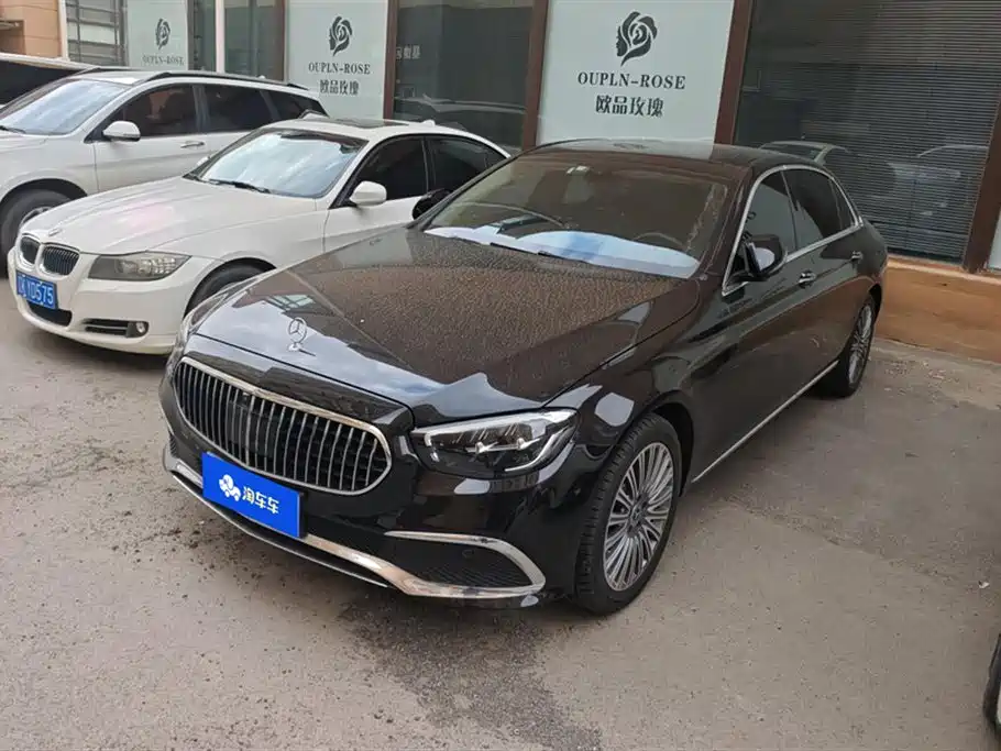 Mercedes-Benz E-Class 2023