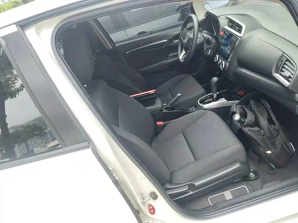 Honda Fit — миниатюра 25