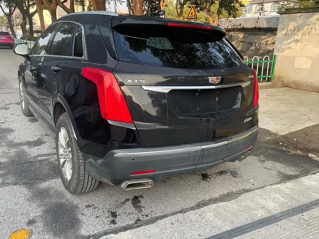 Cadillac XT5 — миниатюра 9