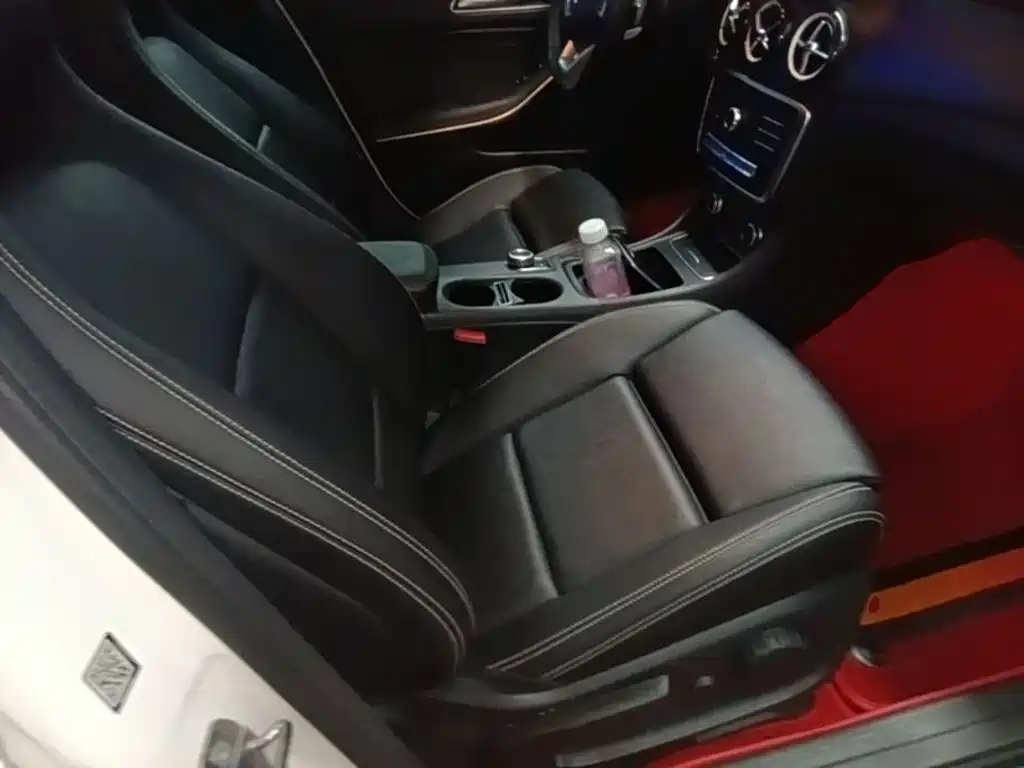 Mercedes-Benz GLA — миниатюра 25