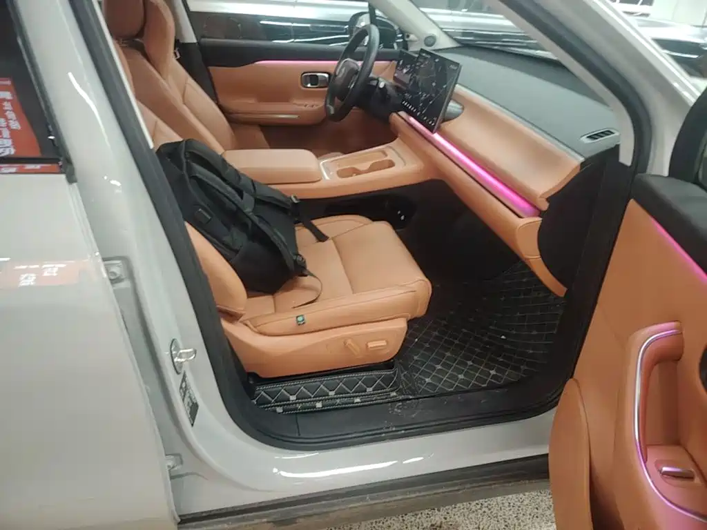 Leapmotor Leapmotor C10 — миниатюра 25