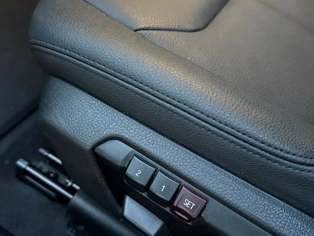 BMW 3 Series — миниатюра 7