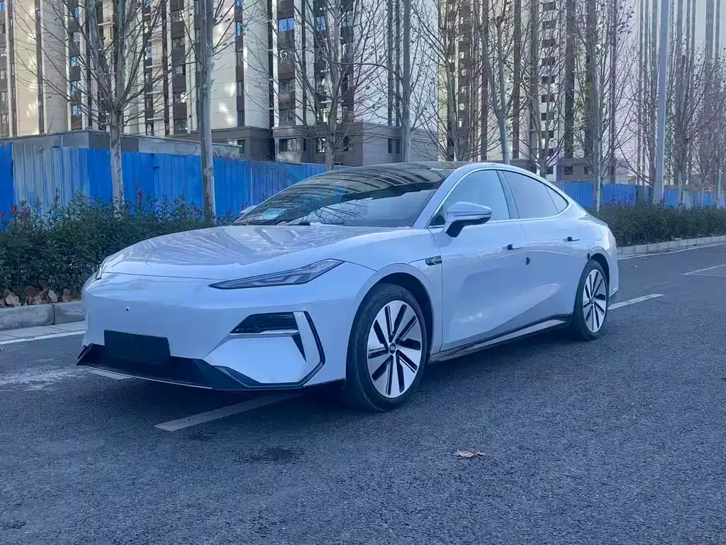 GEELY GALAXY GALAXY E8