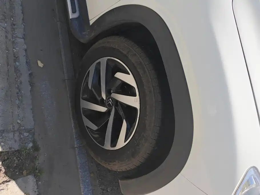 Citroen C3-XR — миниатюра 6