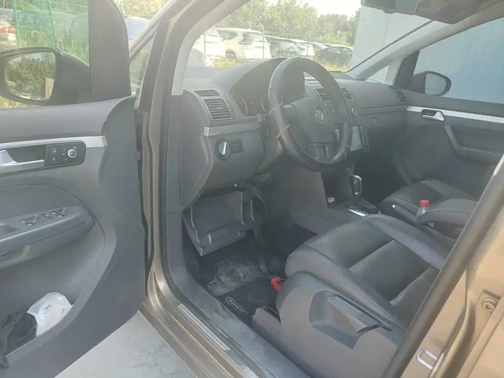 Volkswagen Touran — миниатюра 16
