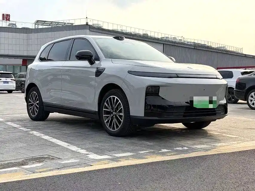 Leapmotor B10 2025 600