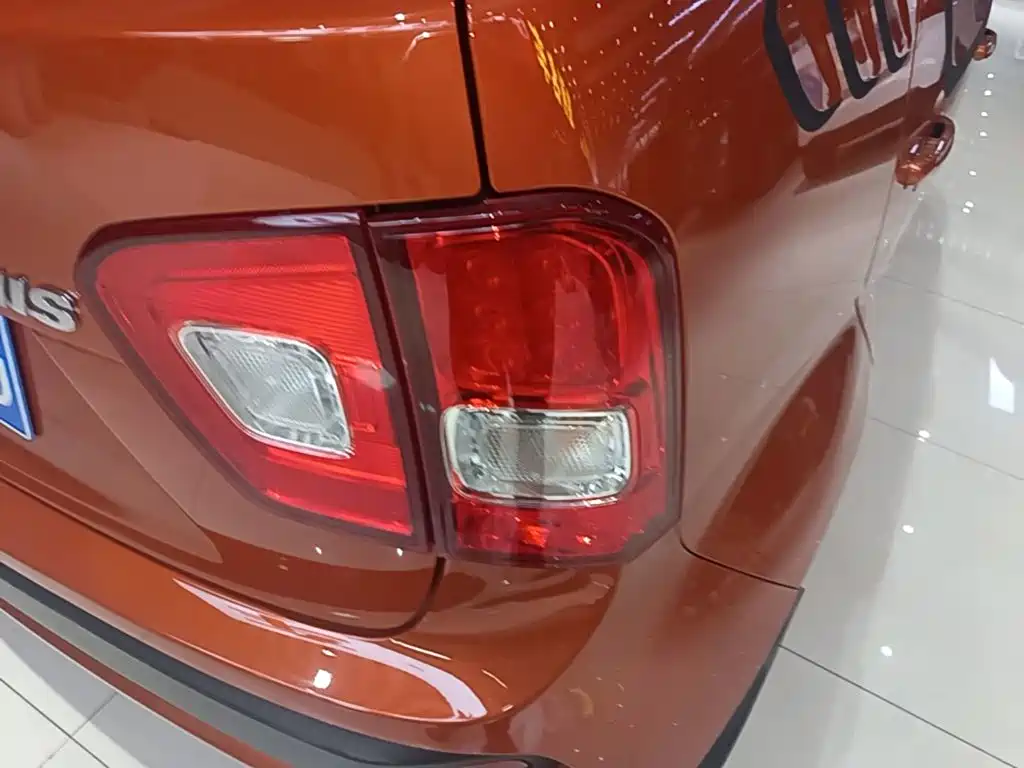 Suzuki 英格尼斯 — миниатюра 8